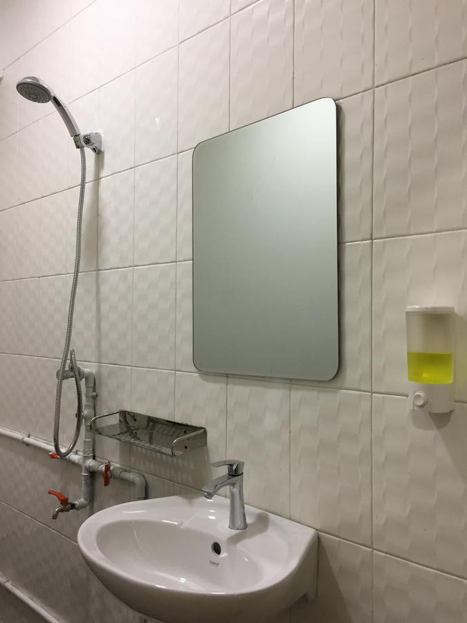 Celia Hostel Mandalaj Kültér fotó