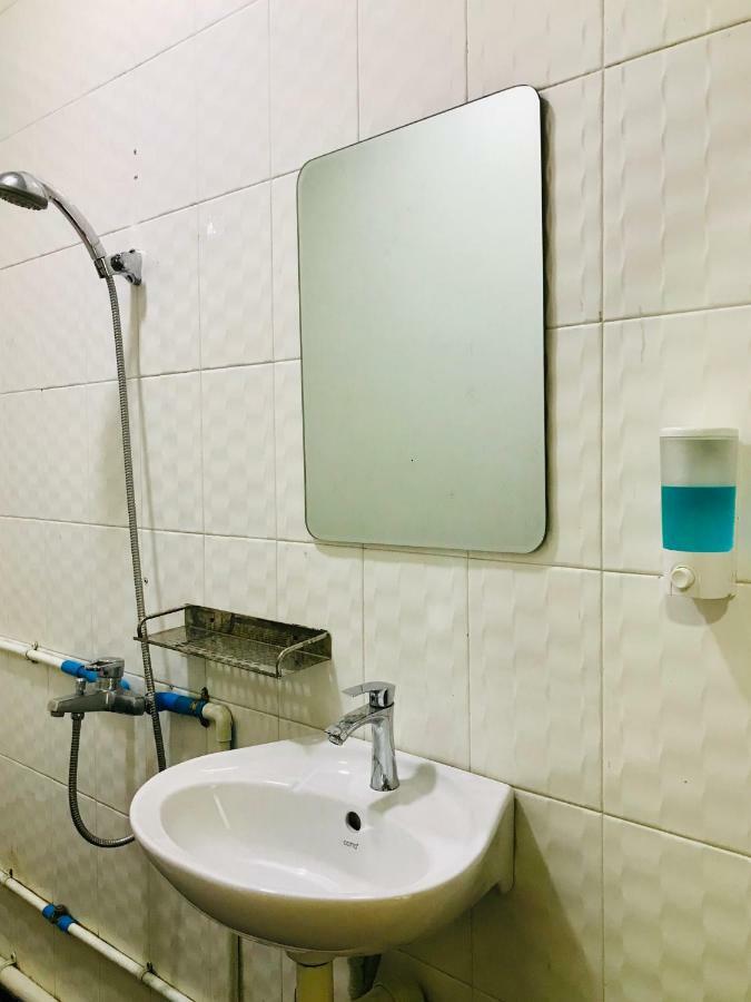 Celia Hostel Mandalaj Kültér fotó