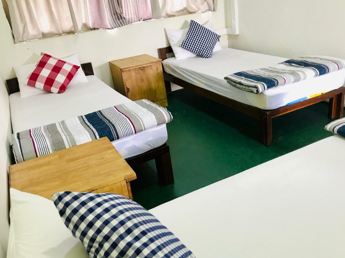 Celia Hostel Mandalaj Kültér fotó