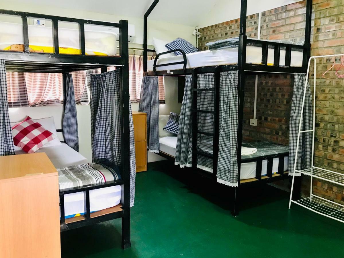 Celia Hostel Mandalaj Kültér fotó