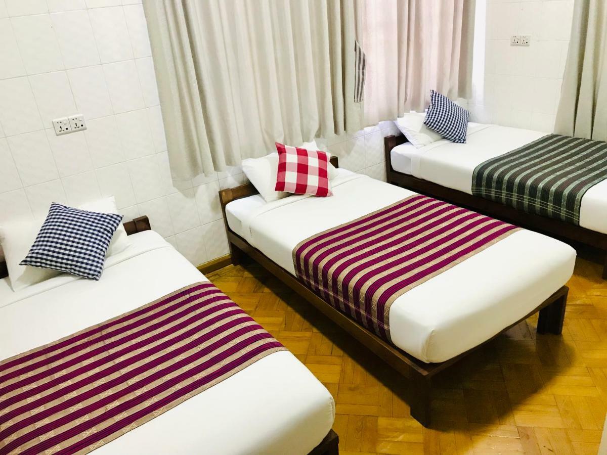Celia Hostel Mandalaj Kültér fotó
