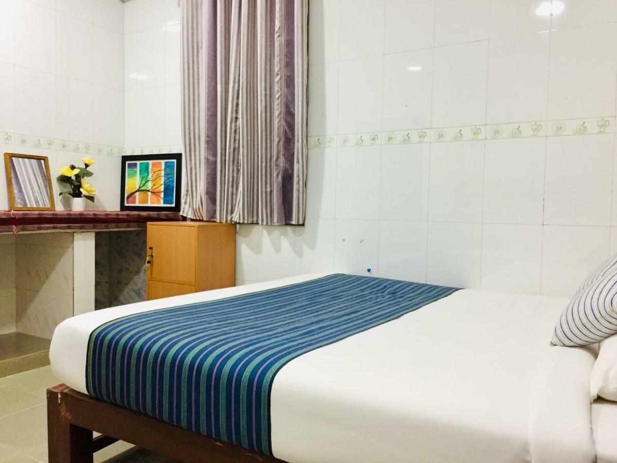 Celia Hostel Mandalaj Kültér fotó